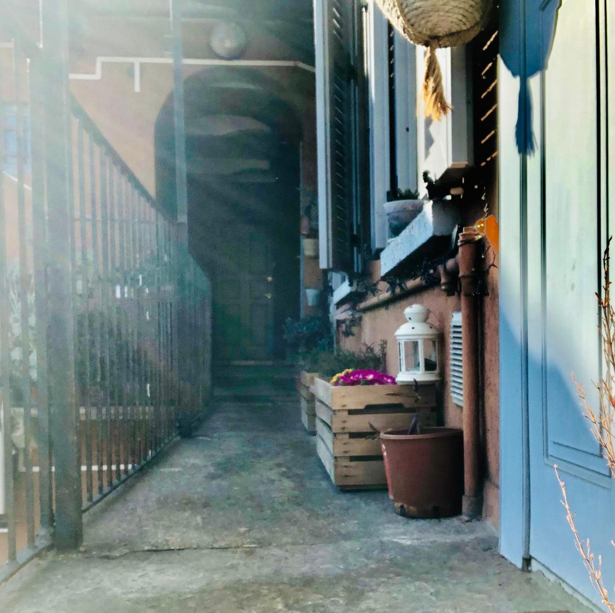 La Casa Sul Ballatoio Isola Humanitas E Alcatraz 米兰 外观 照片